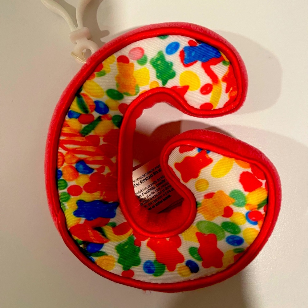 Letter “G” backpack accessory